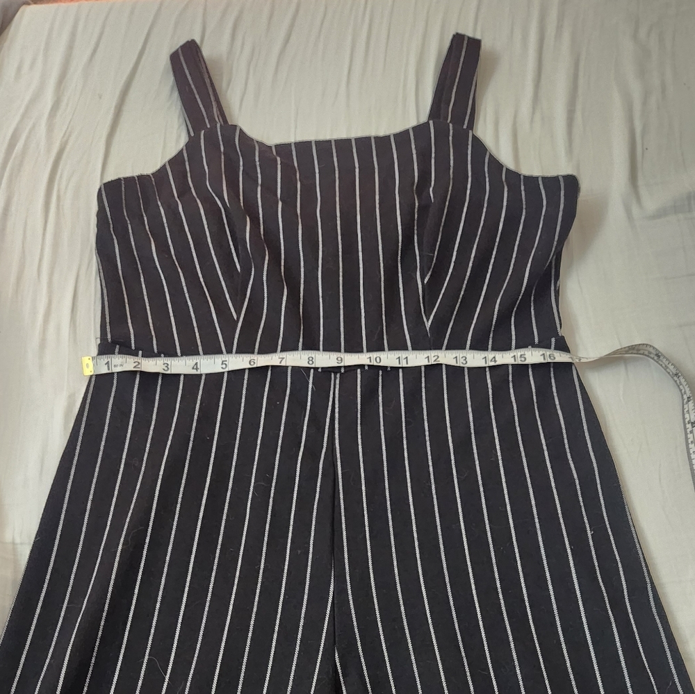 Lily and Lola romper - Picture 2 of 4